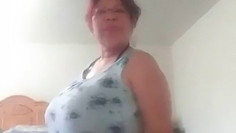 Masturbación Con Un Gran Culo